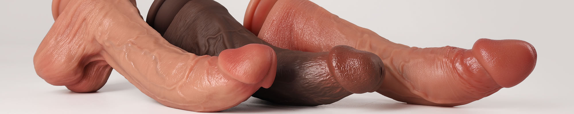G-Spot Dildo – Curved to Reach the Right Spots